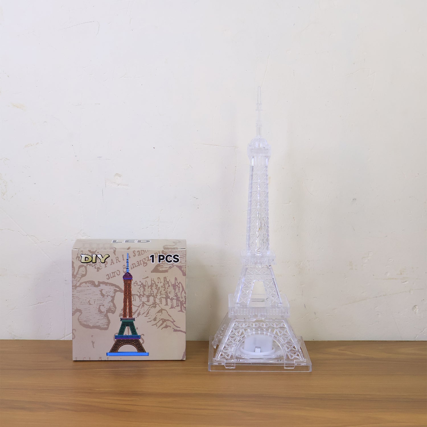 LED Eiffel Tower Decorative Night Light (1 Pc) LED Eiffel Tower Decorative Night Light (1 Pc)